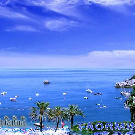 Couette-café Arianna 3*