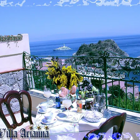 Arianna فندق مبيت وإفطار 4*